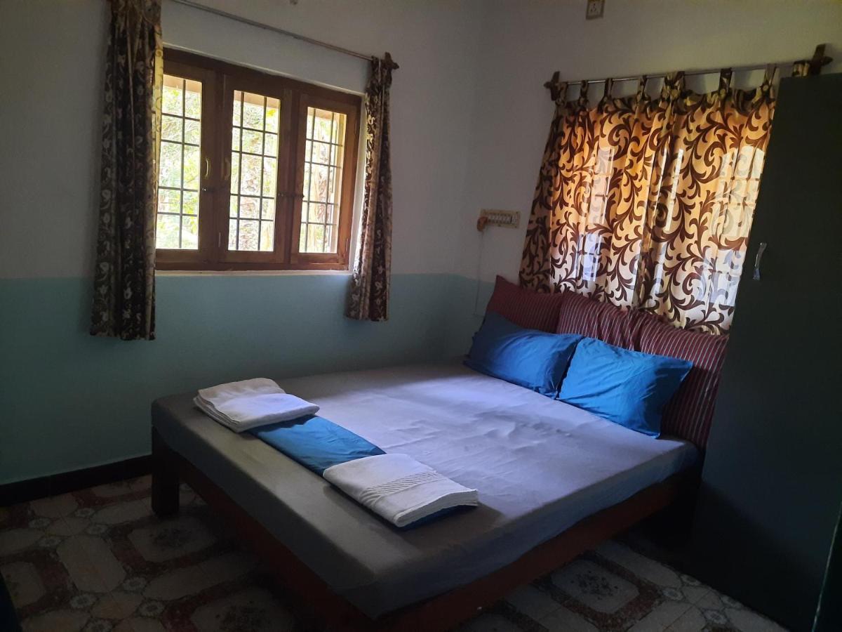 Unearth Hostel Auroville Exterior photo