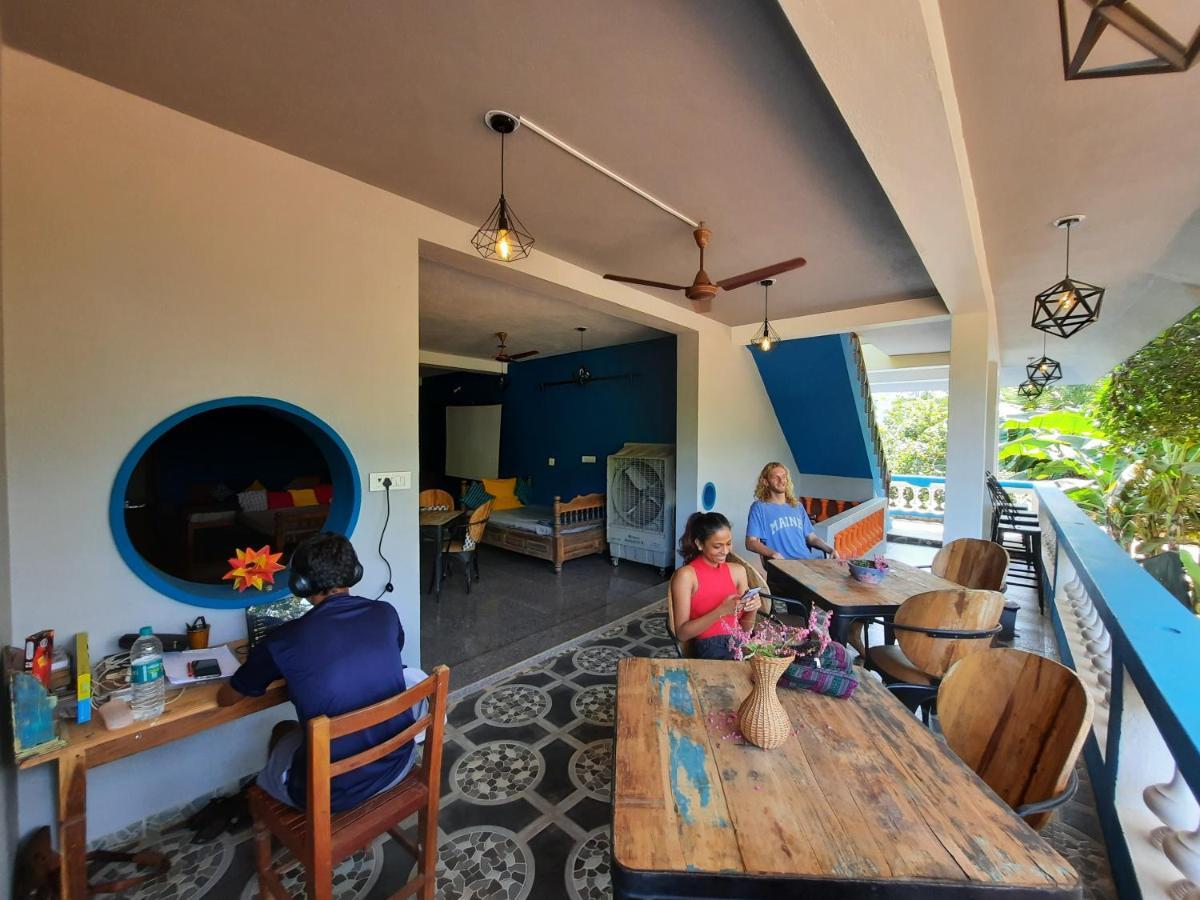 Unearth Hostel Auroville Exterior photo