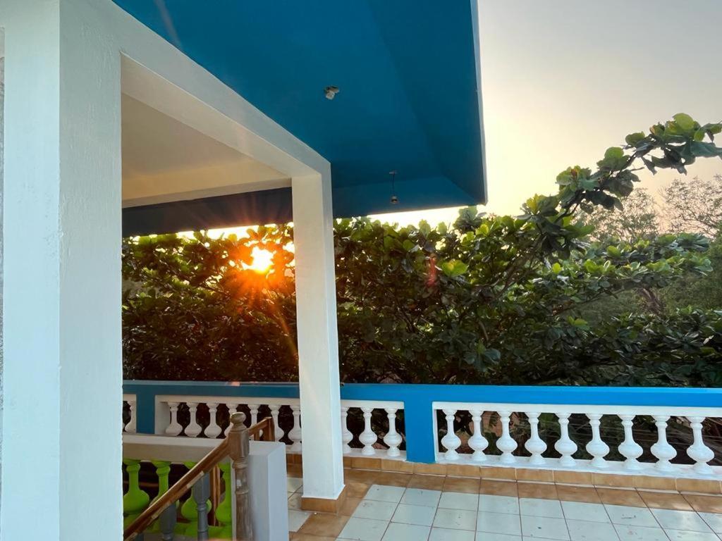 Unearth Hostel Auroville Exterior photo